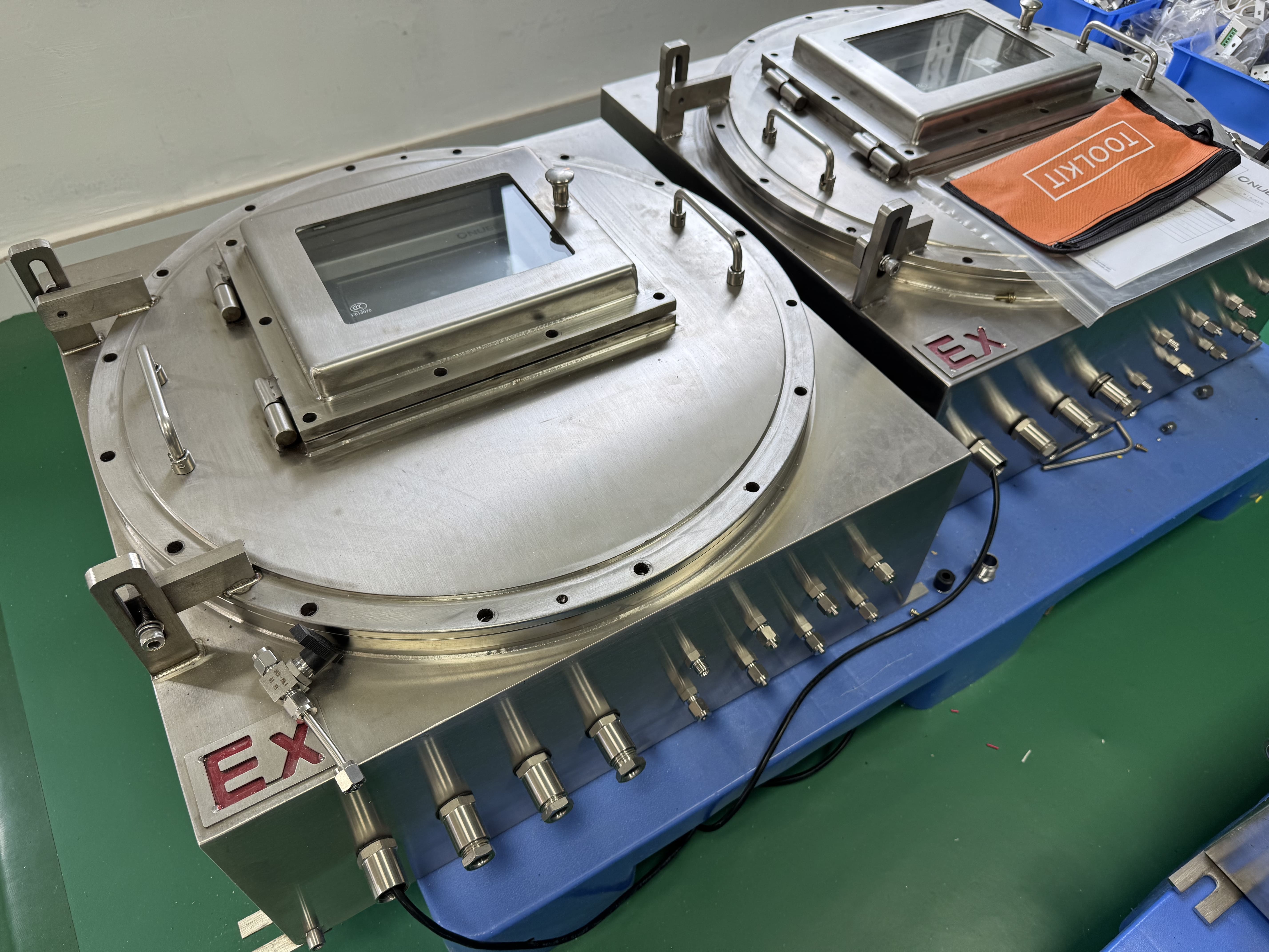 1742462570857047.jpg 機箱.jpg